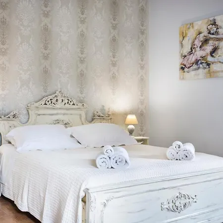 Lägenhet Central Apartment